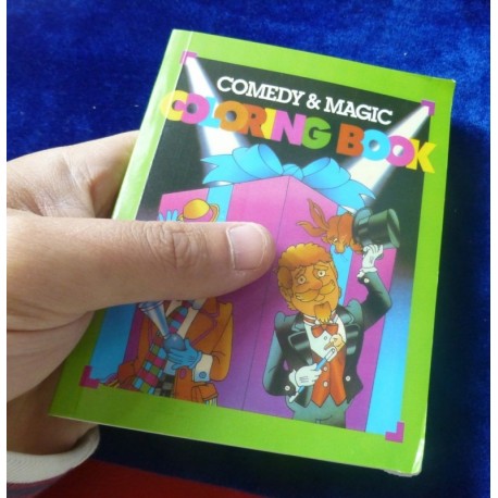 mini libro che si colora ( clown e mago in copertina )
